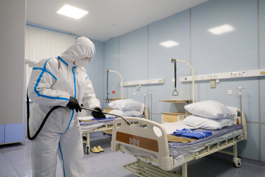 Ученый Амеличкин предупредил об опасности дезинфекции COVID-госпиталей в России