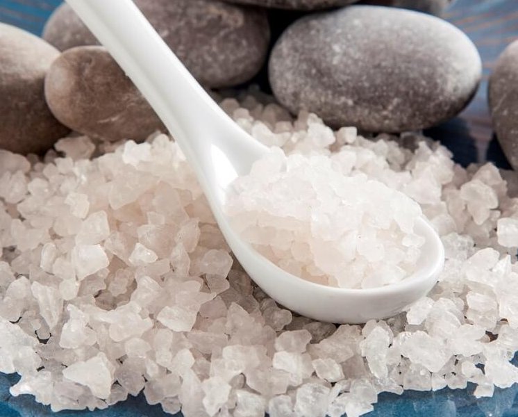 Терапевт Лапа рассказала, почему осенью морская соль должна быть в аптечке