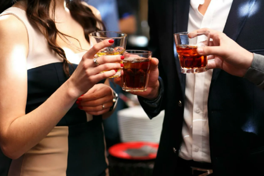 Гепатолог РФ Прашнова объяснила, сколько алкоголя можно выпить без вреда для печени